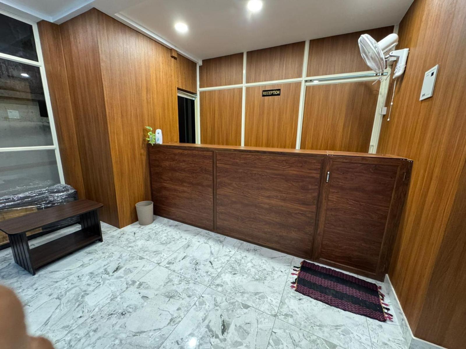 Hotel M M Residency Kochi Esterno foto