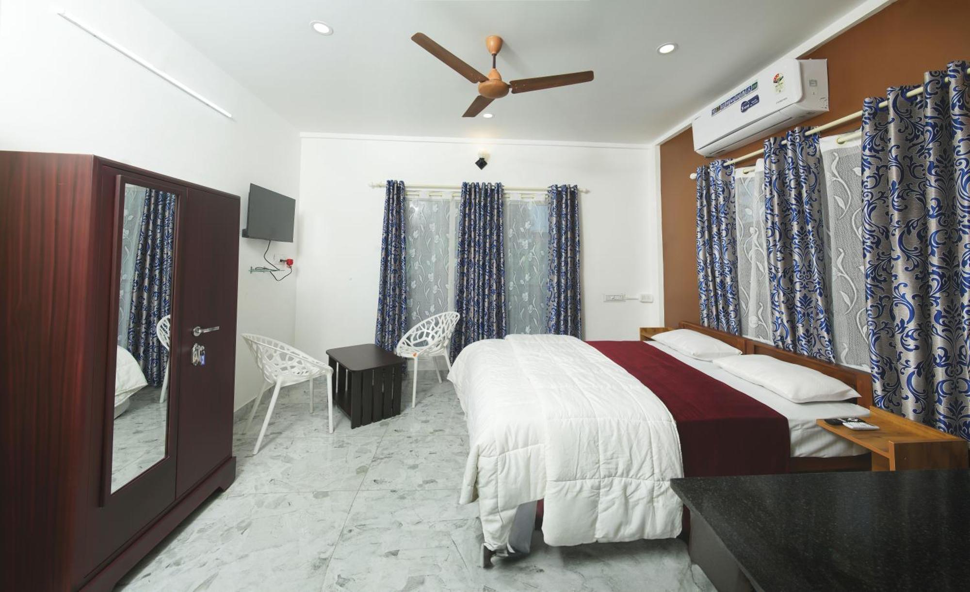 Hotel M M Residency Kochi Esterno foto