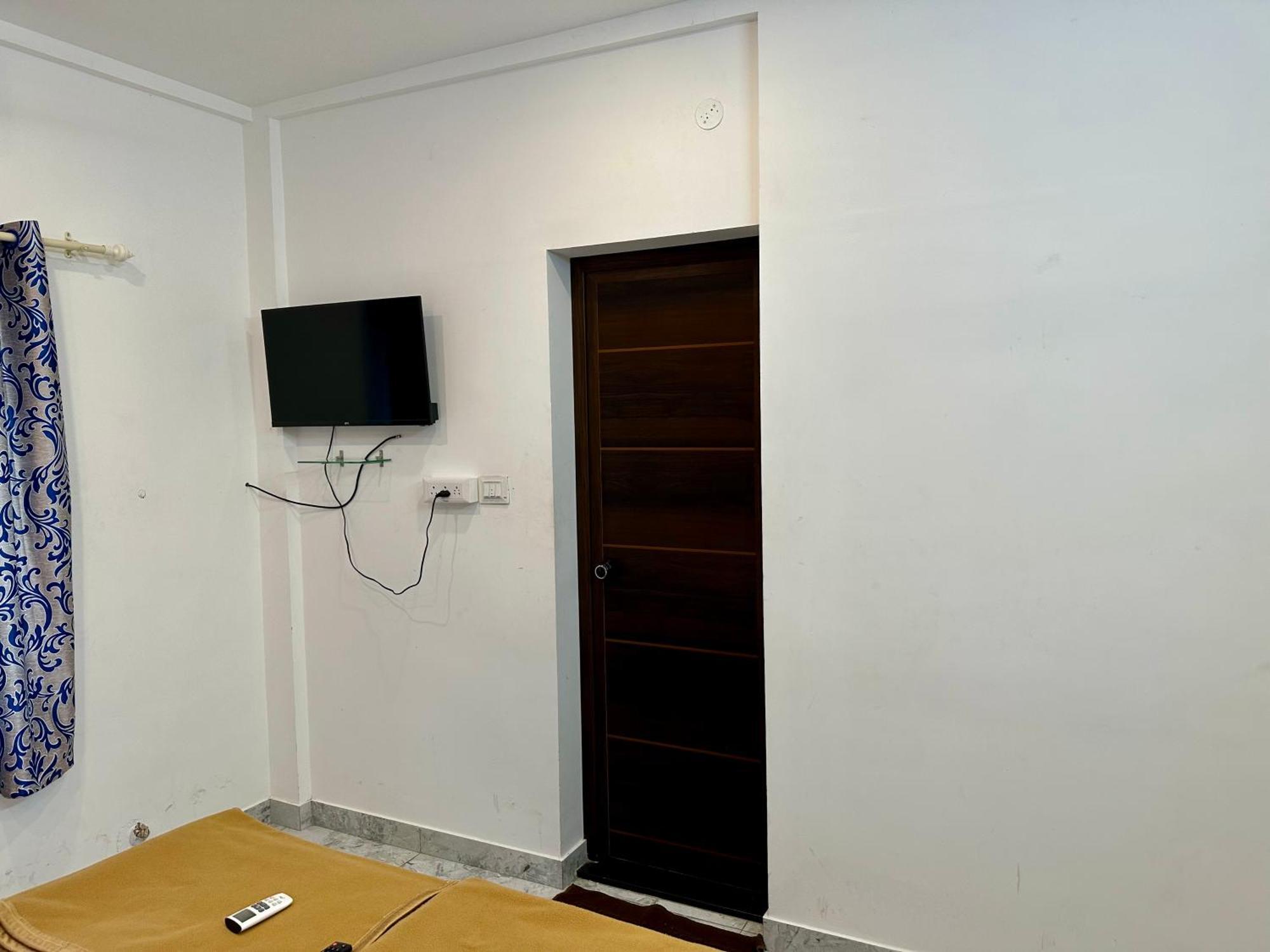 Hotel M M Residency Kochi Esterno foto
