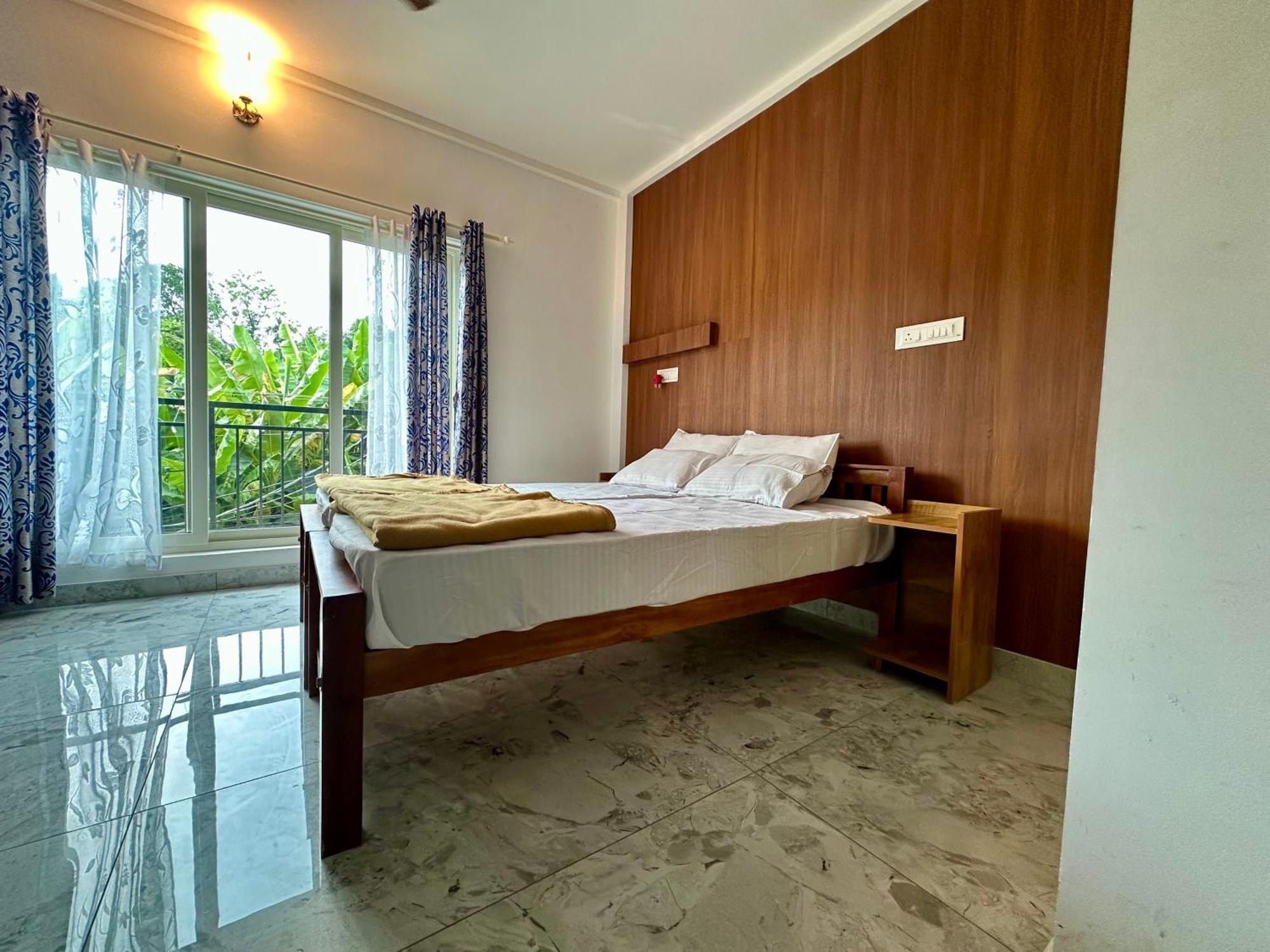 Hotel M M Residency Kochi Esterno foto