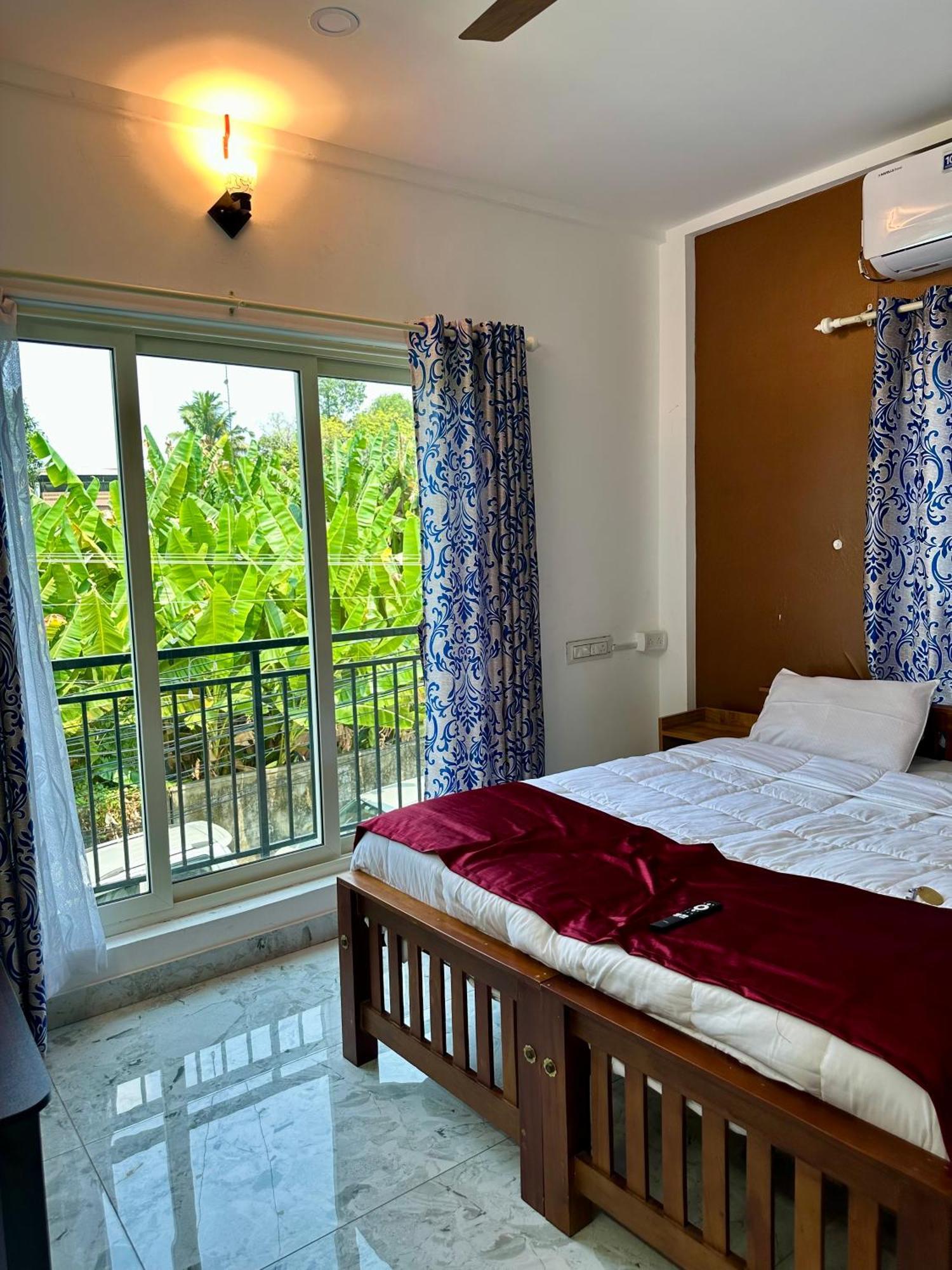 Hotel M M Residency Kochi Esterno foto