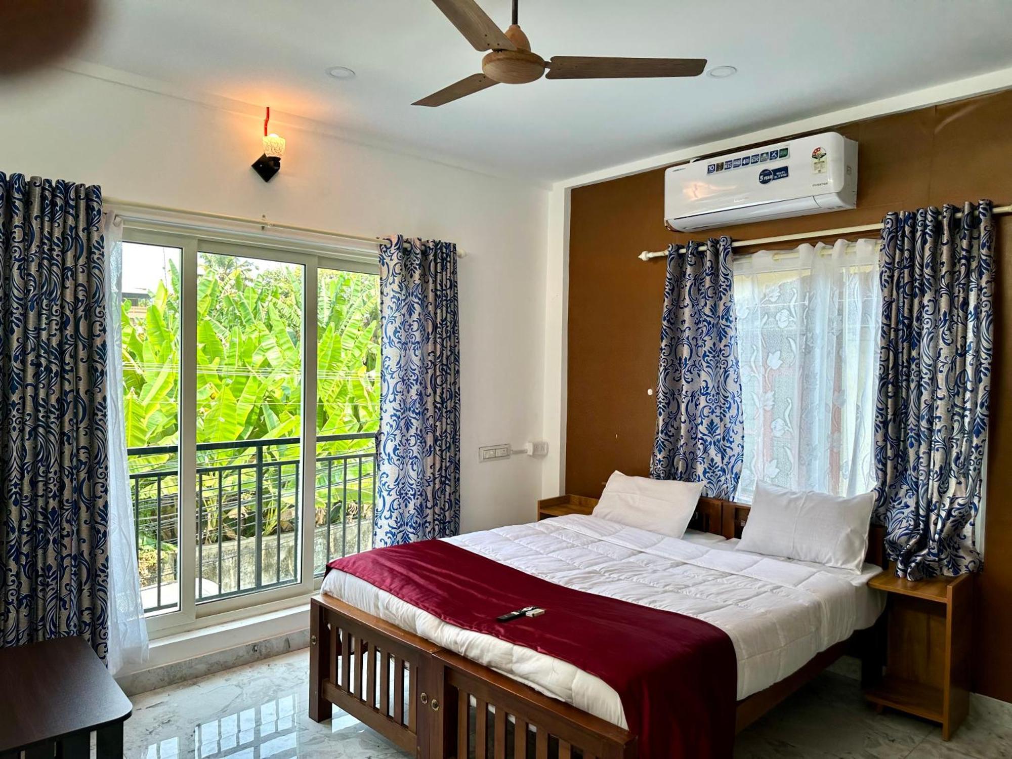 Hotel M M Residency Kochi Esterno foto